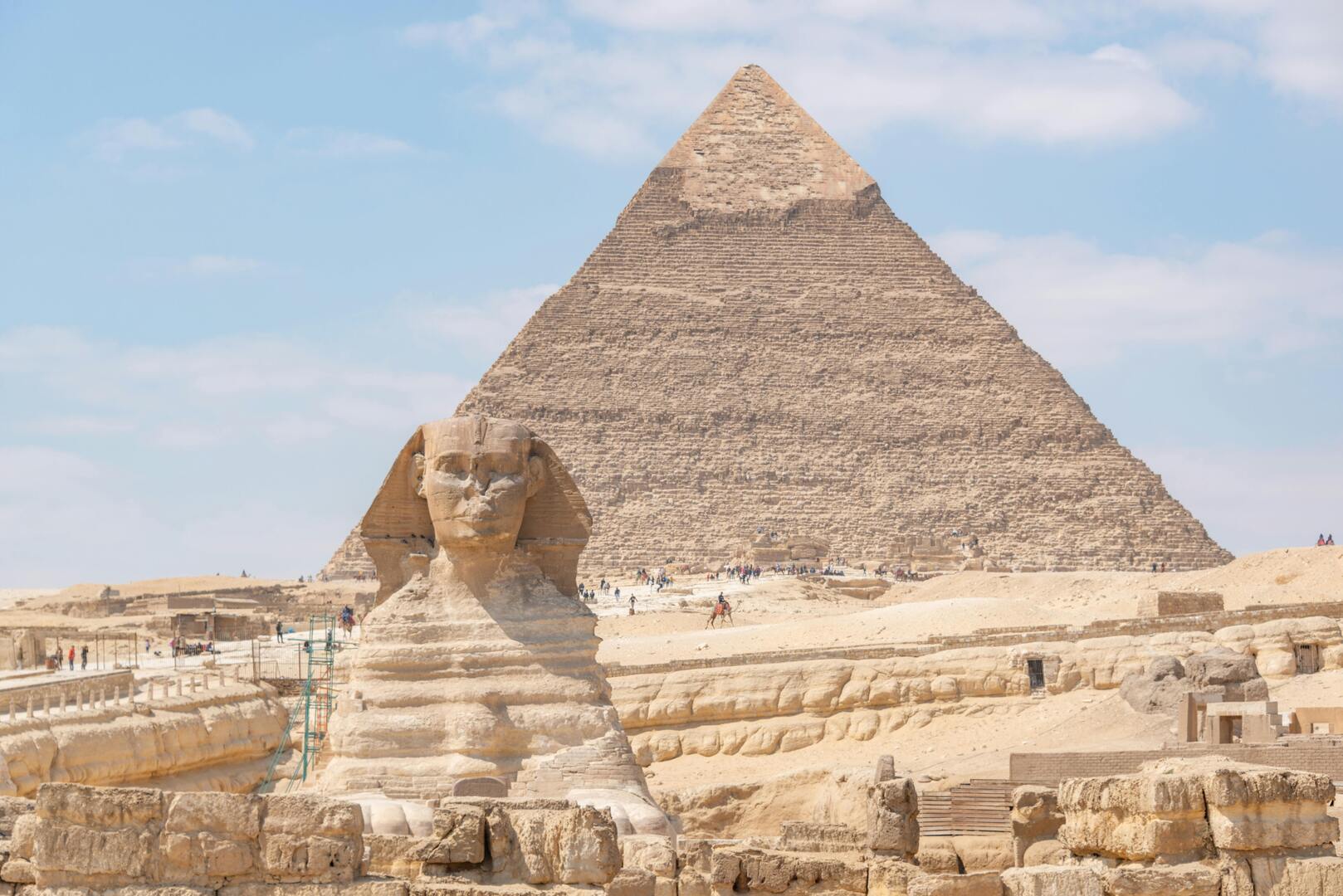 Great Pyramid of Giza and Sphinx