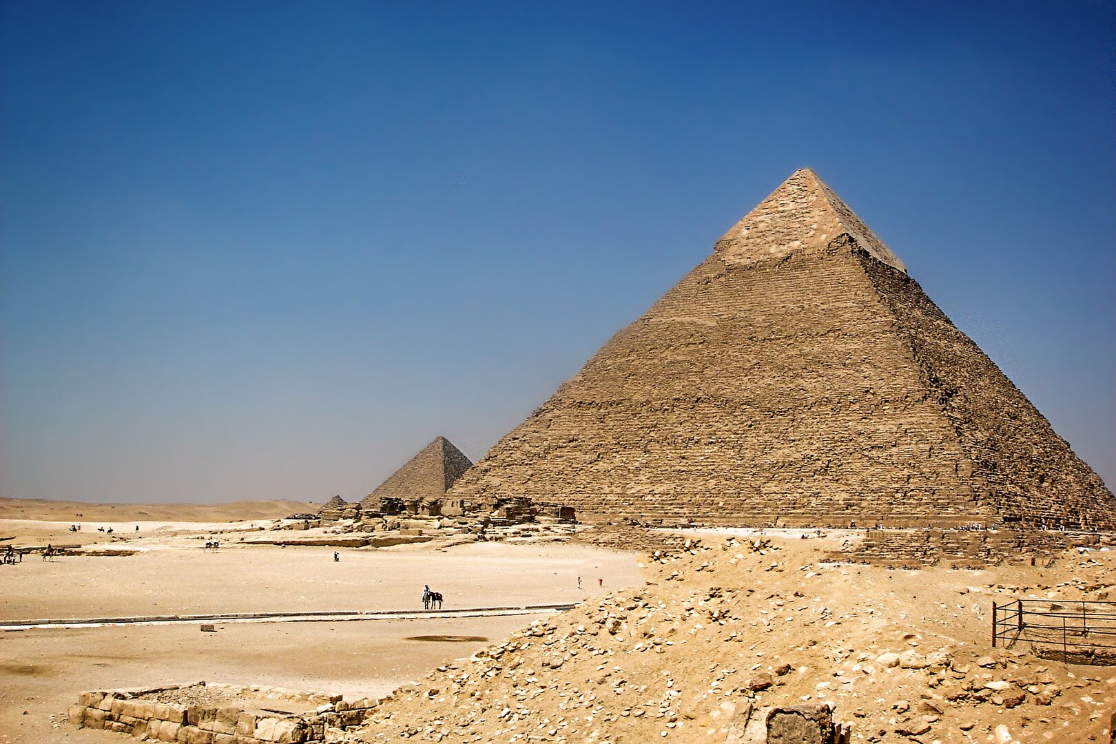 Pyramids of Khafre and Menkaure